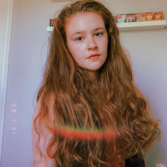 Meet your Posher, Taylor - Picture 1 of 1